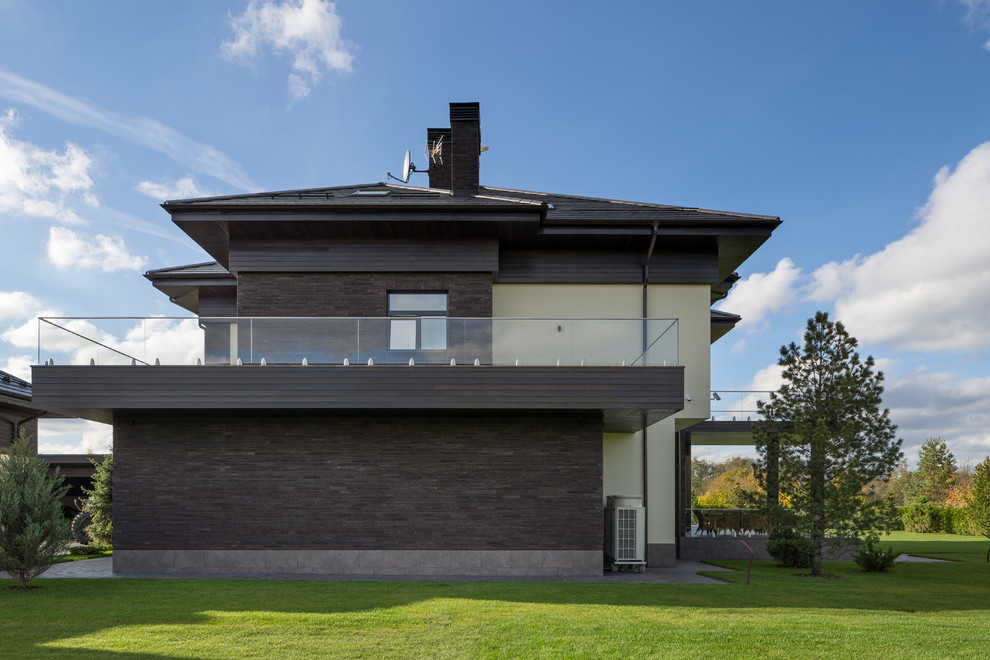 Загородный дом в посёлке Montevil - экстерьеры