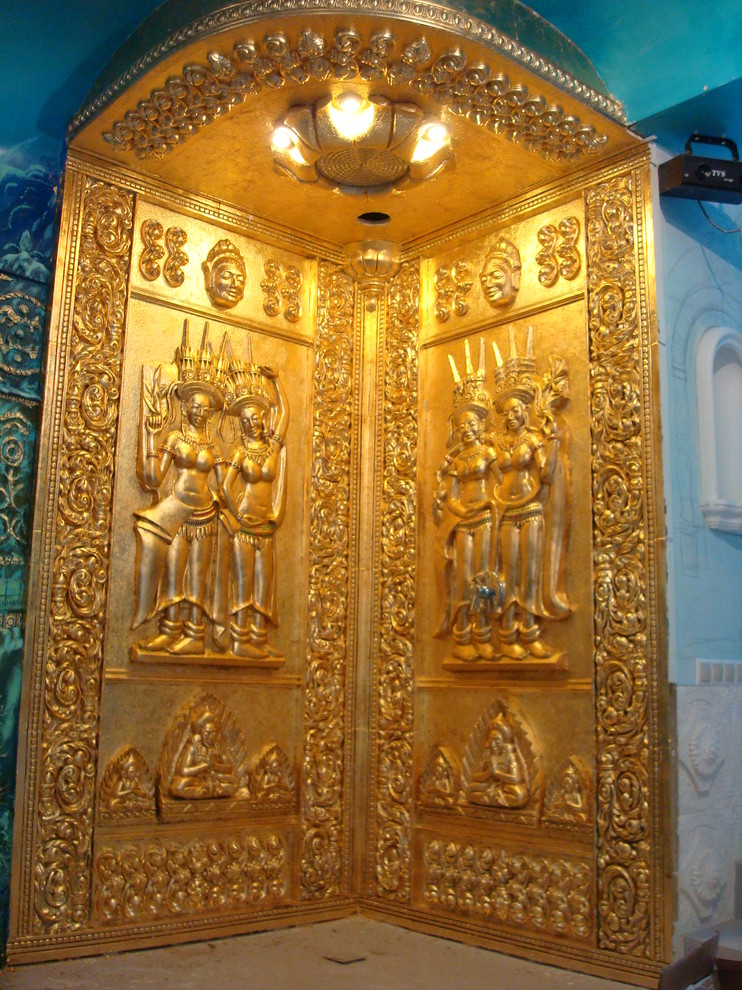 Bas-reliefs and Stucco Molding