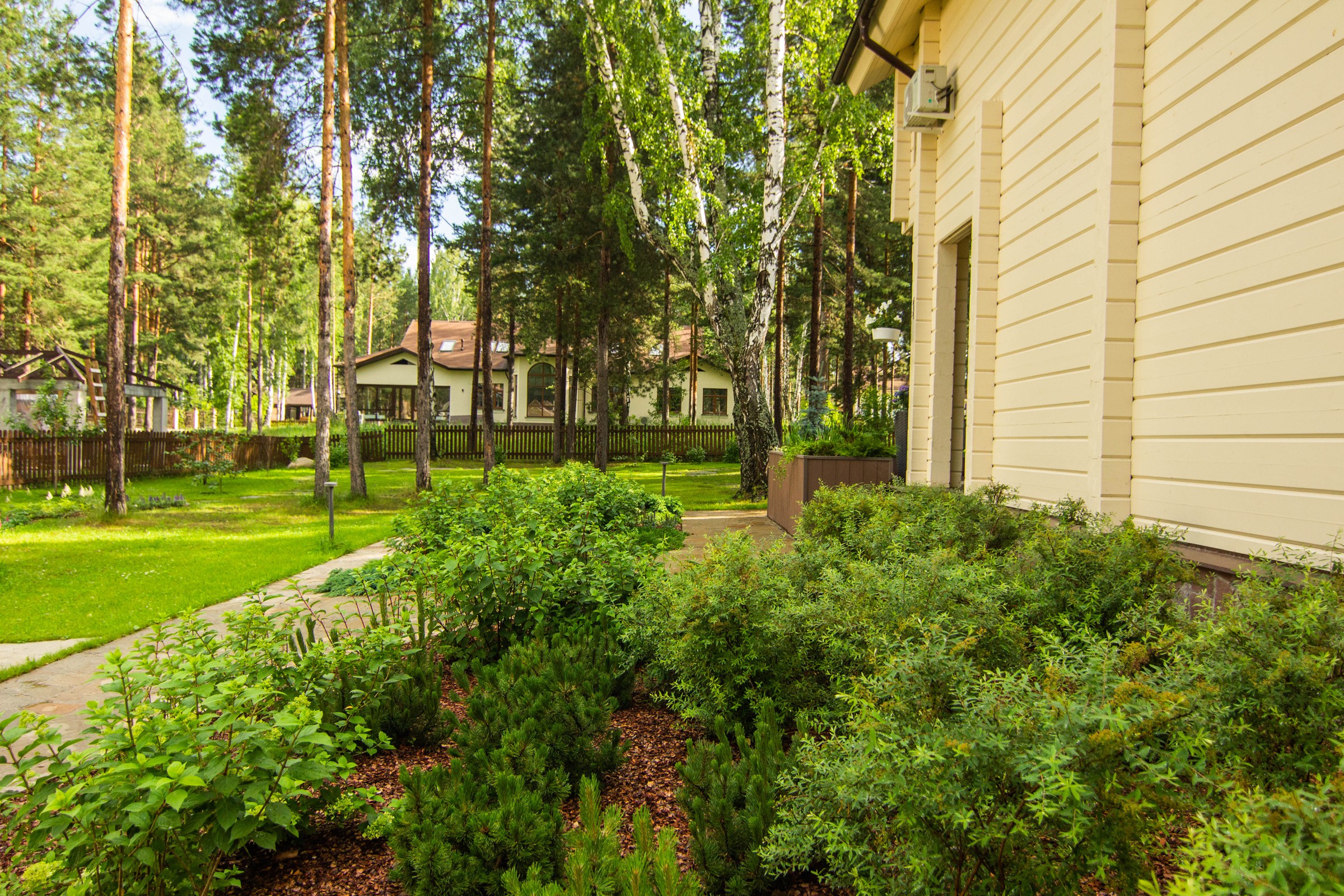 Обложка проекта: Тенистная терраса в саду