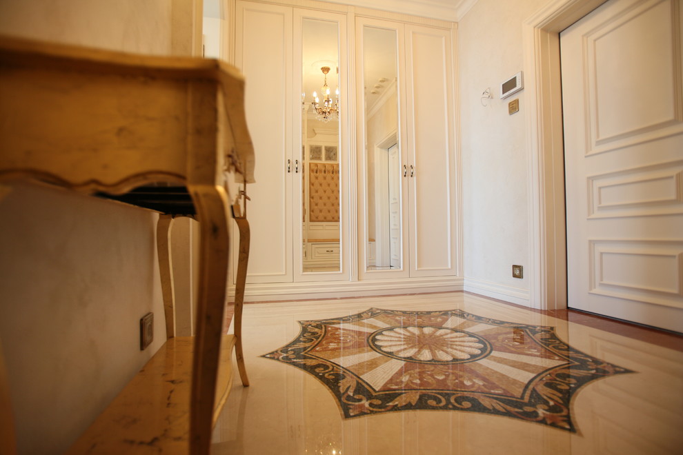 Мозаика в прихожей Господина Ф.