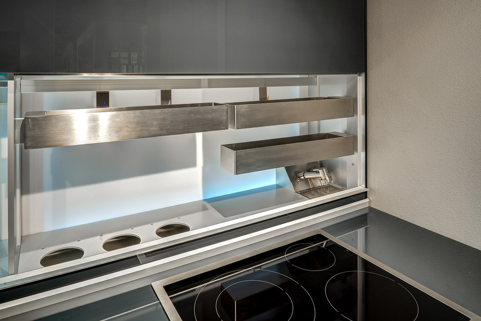 Кухня хайтек