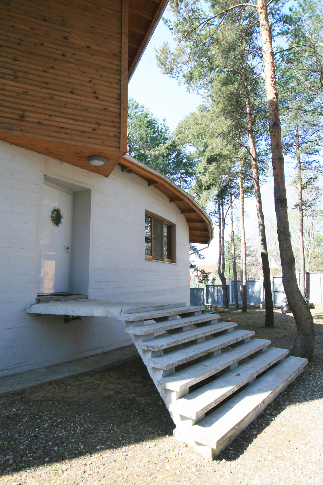 Частный дом по индивидуальному проекту на Рублёво-Успенском шоссе. Подмосковье