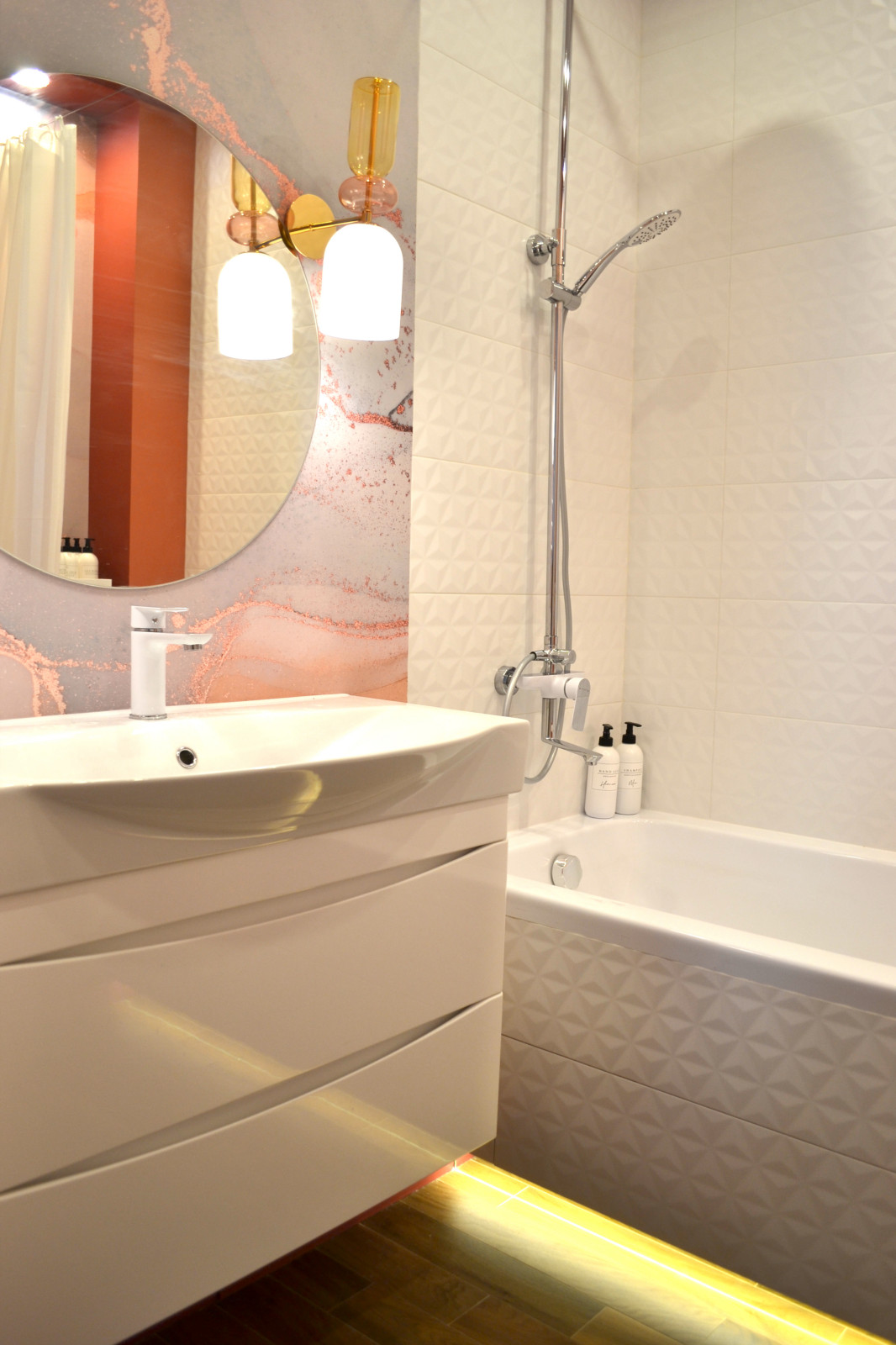 Пальмы в снегу ванна