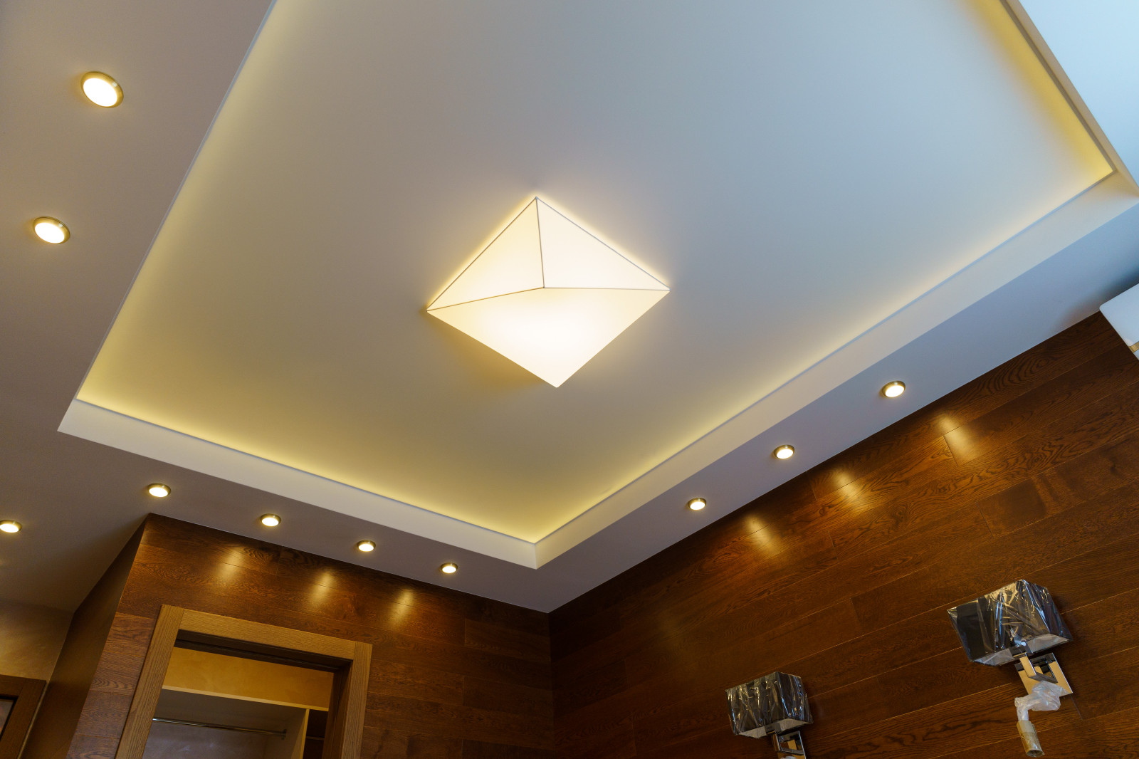 Дизайнерский ремонт квартиры 104 м² в ЖК «Пироговская Ривьера»