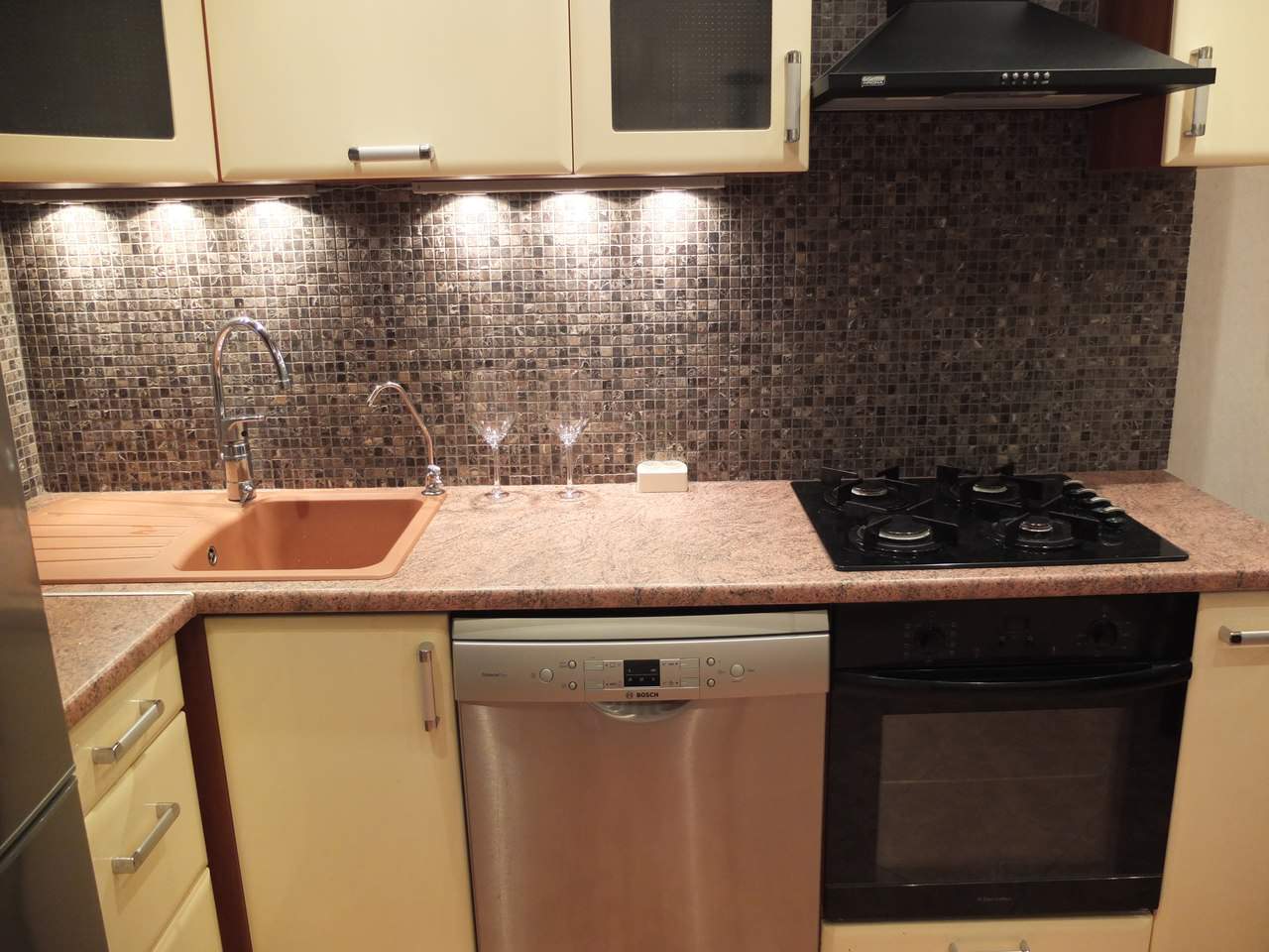 Реализация дизайн-проекта Кухня с гостиной