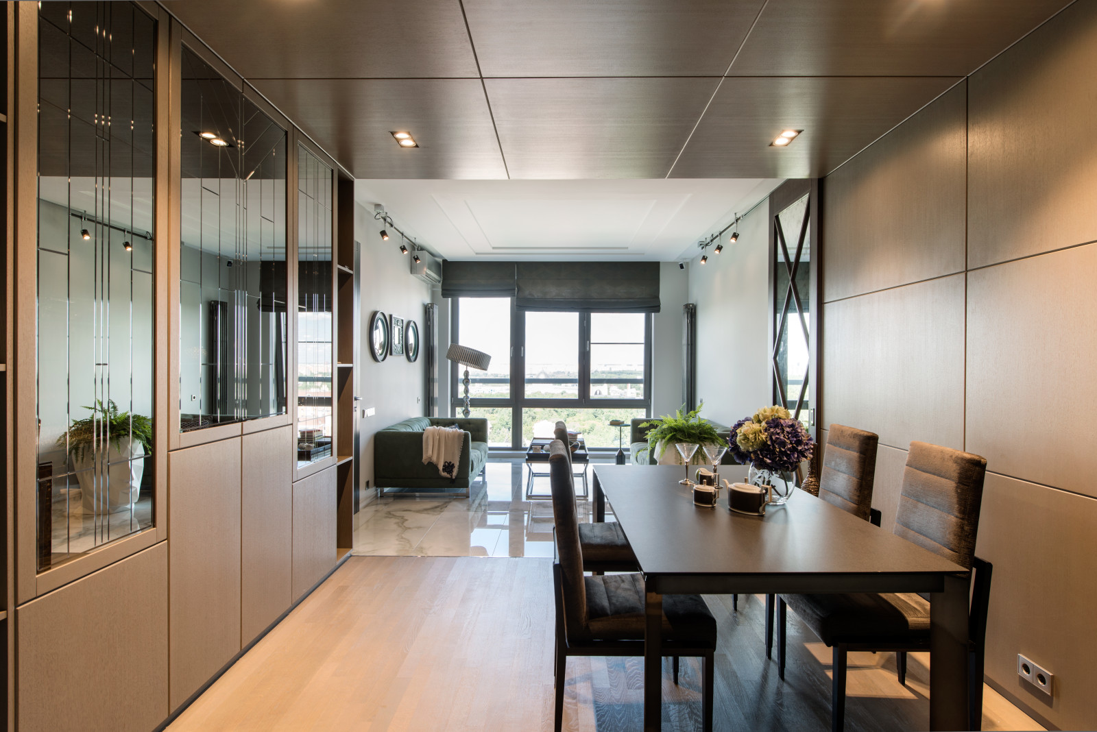 Квартира с панорамными окнами в ЖК "Седьмое небо"