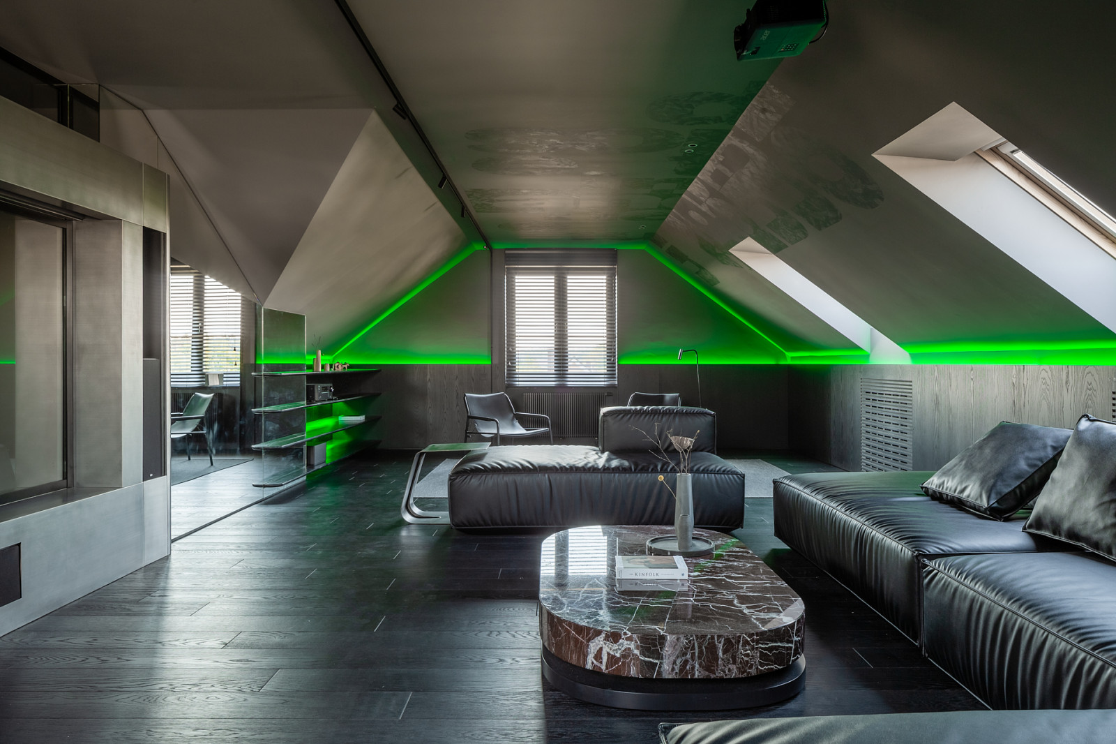 Мансарда в параллельной реальности