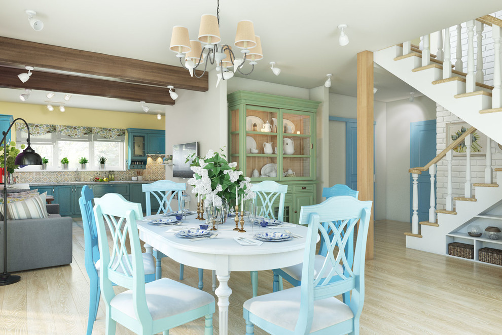 Яркие краски