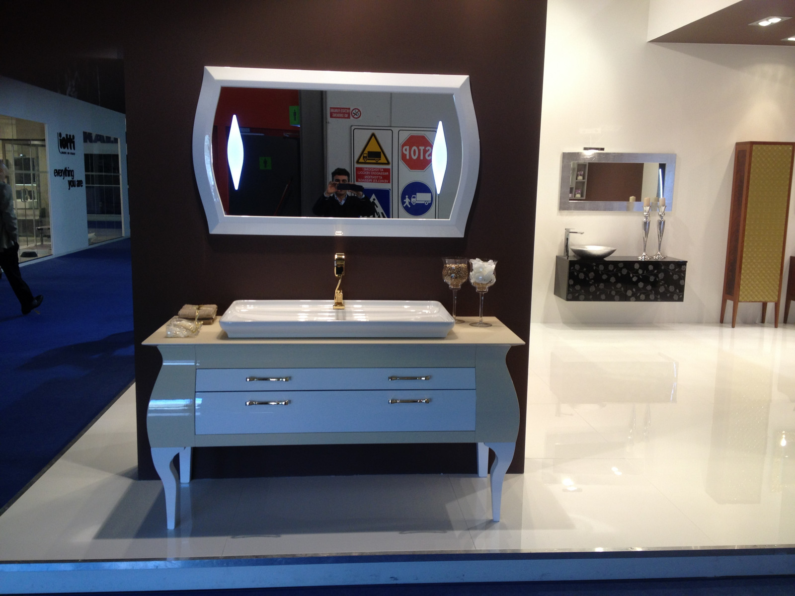 Выставка Salone del Mobile, Милан, Италия - 2