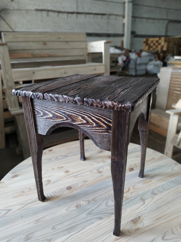 Табурет под старину