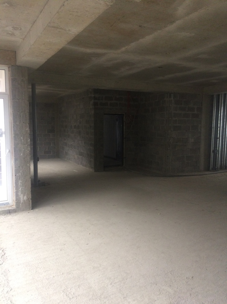 Фотографии черновой квартиры 114 м2.