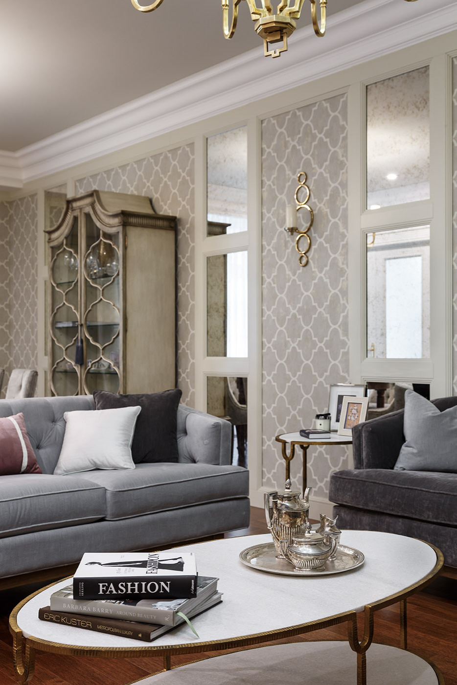 Новая Классика для молодой семьи на Набережной Фонтанки 280 м2