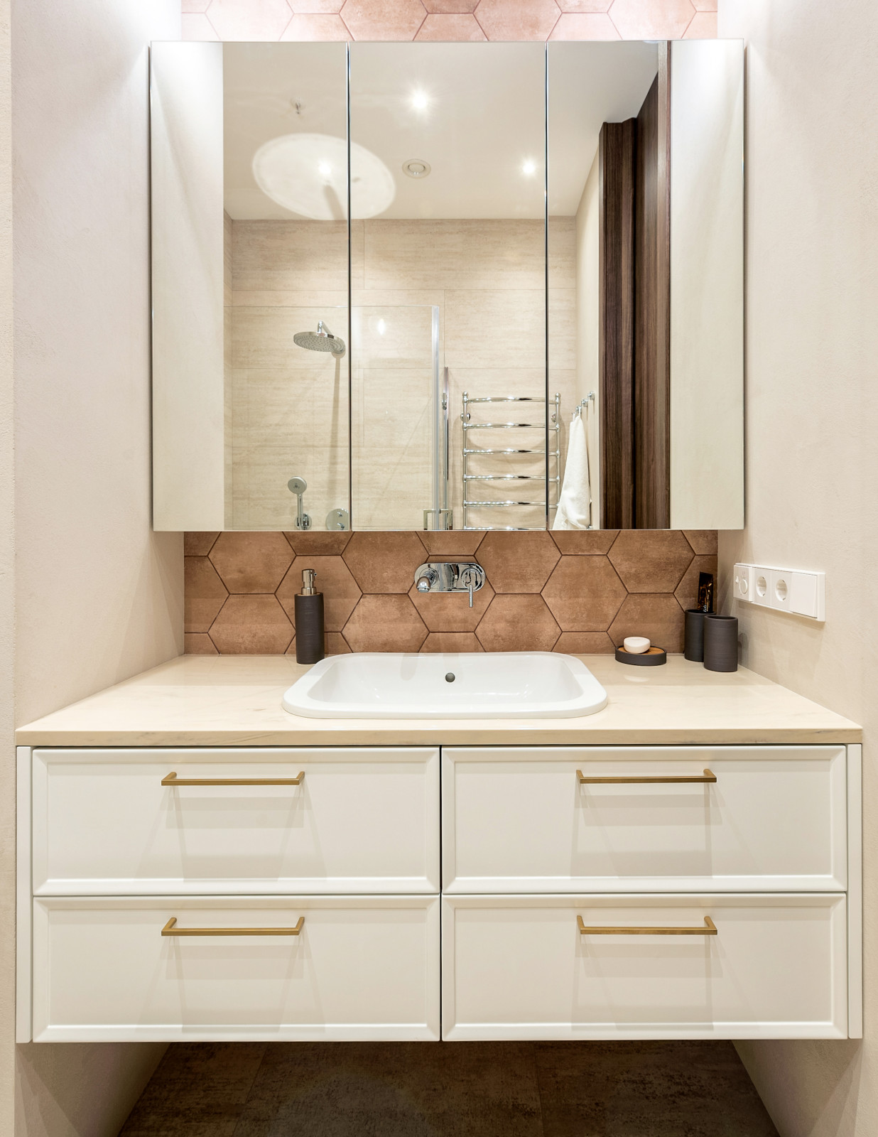 VSREDE. ЖК Барселона Парк 1