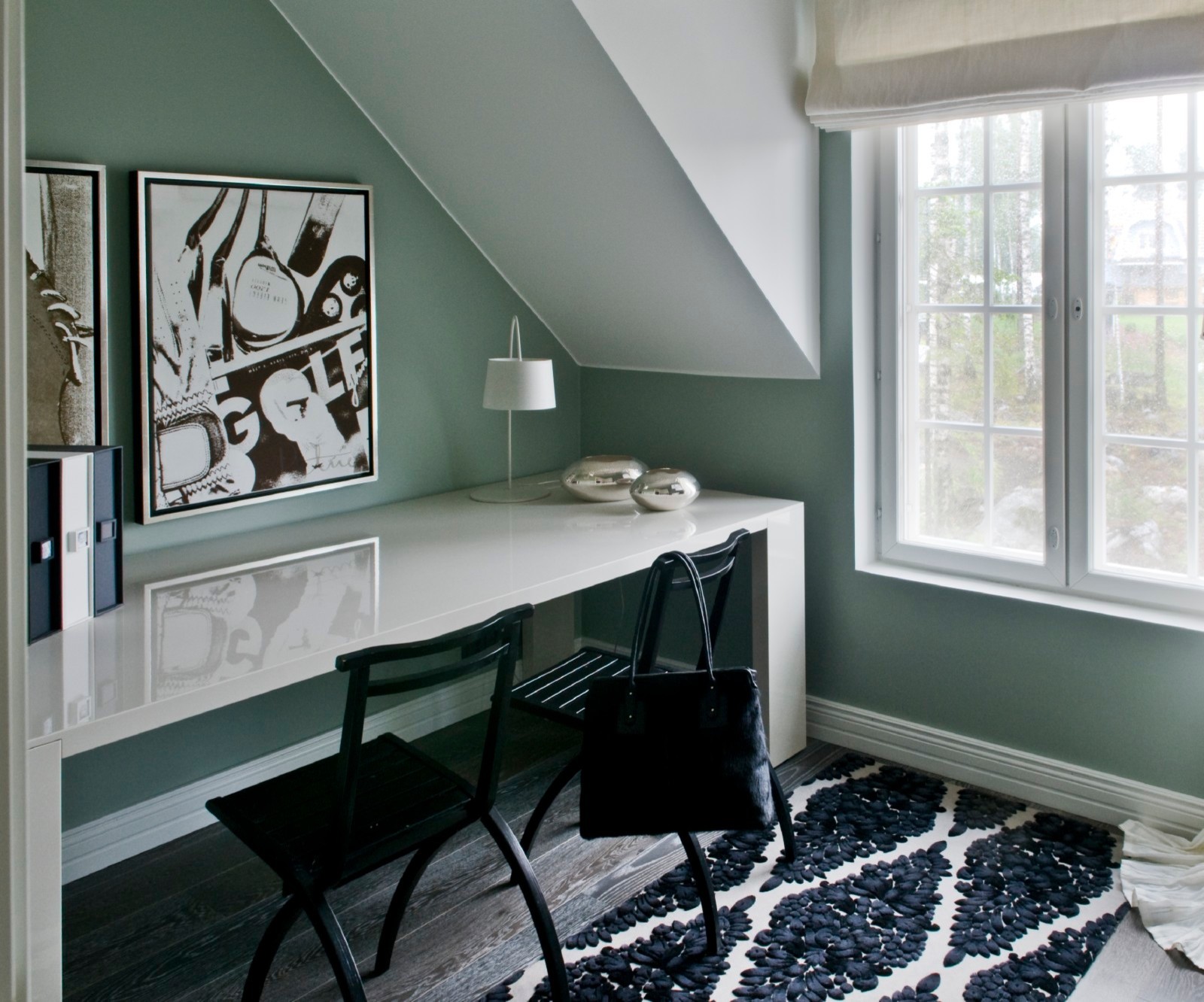 Краски Tikkurila для рабочих мест