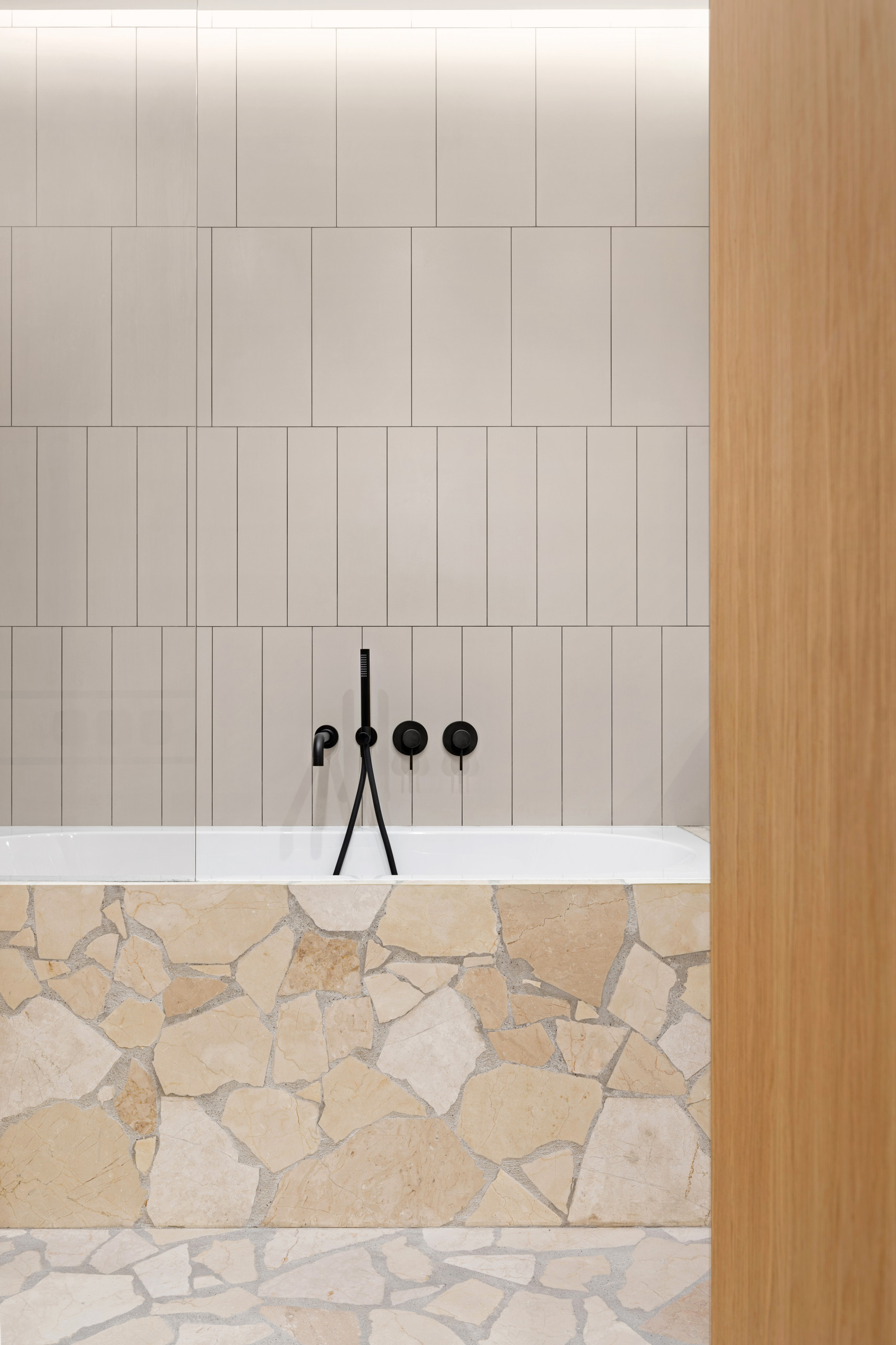 Houzz Украина: Квартира c шторами вместо перегородок