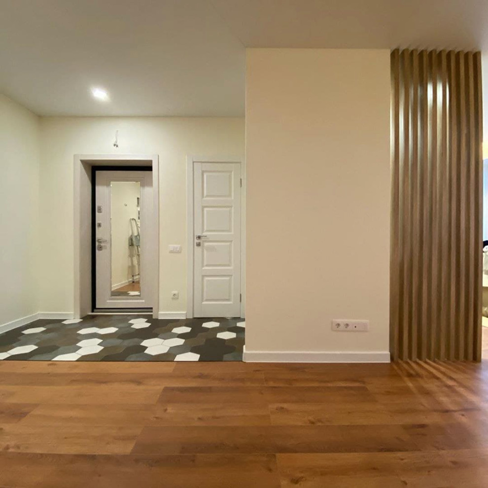 Обложка проекта: КМВ