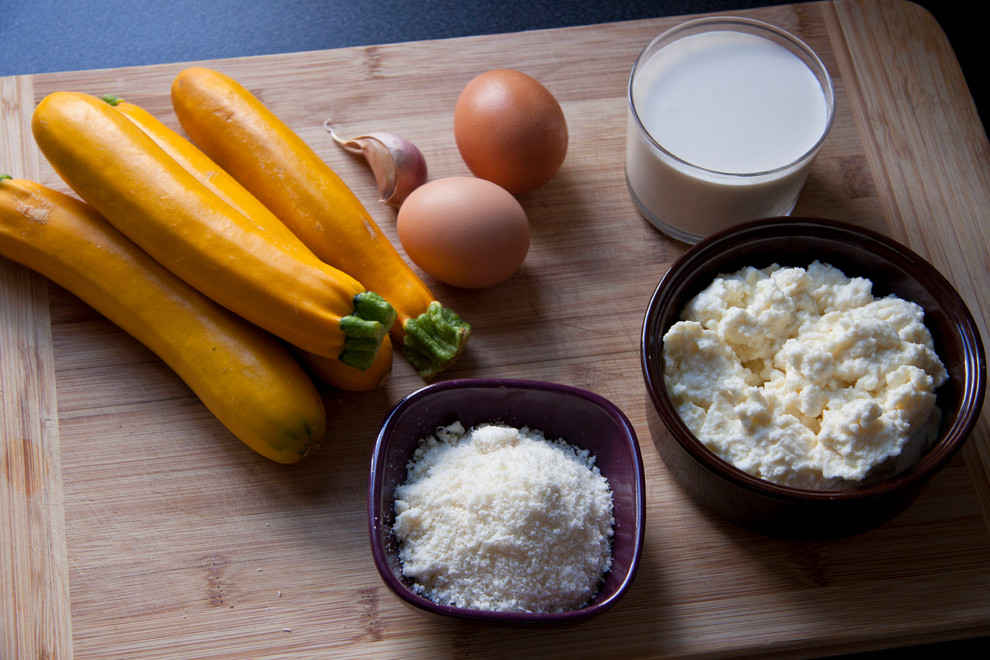 Рецепт: Клафути с кабачками и овечьим сыром