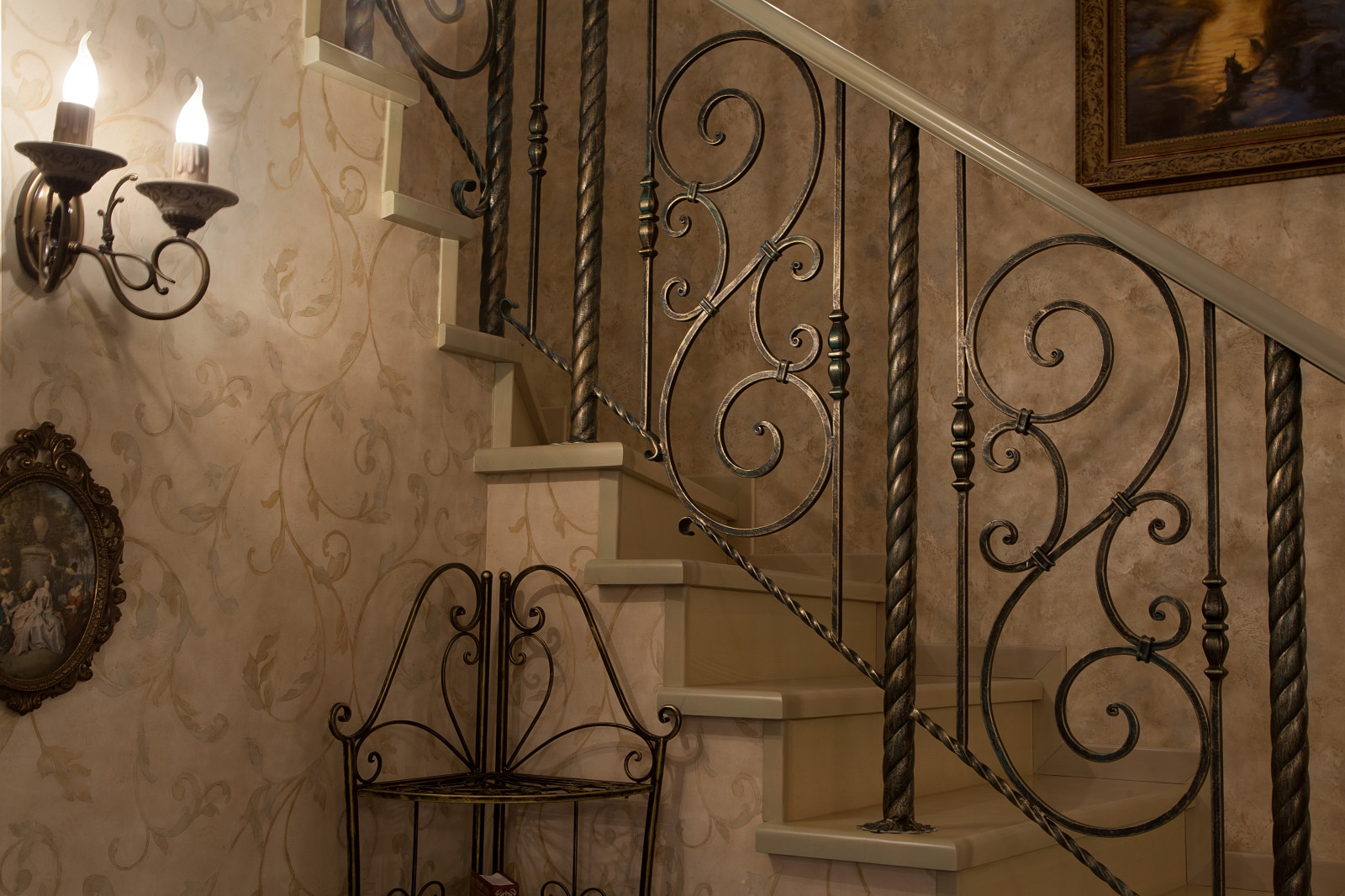 Гостиная, прихожая и холл в Классическом стиле. Фото реализованоного проекта