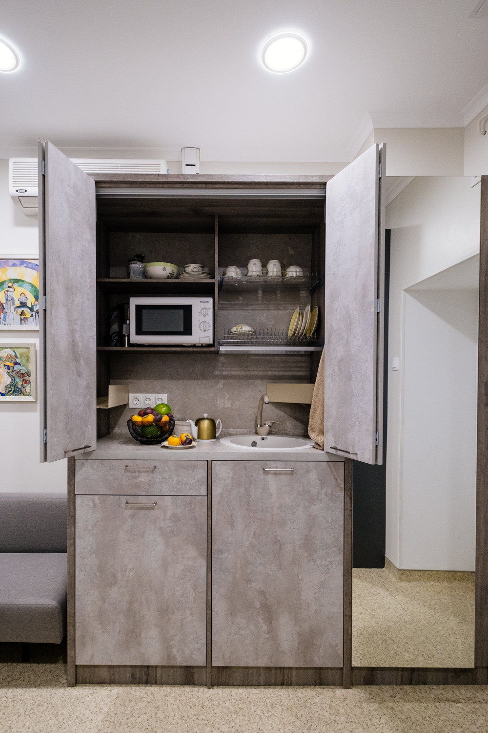 кабинет с кухней