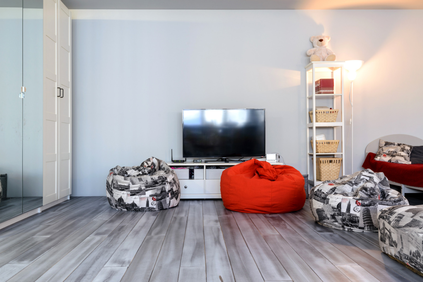 Фанера в интерьере