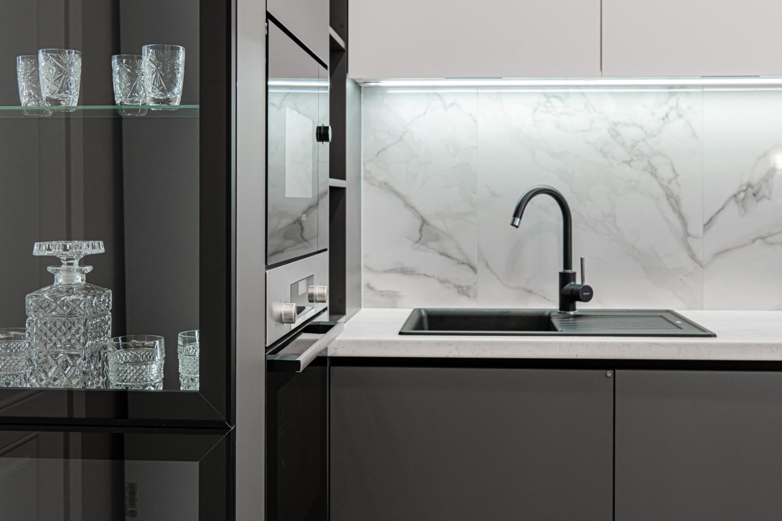 Лёгкий хай-тек