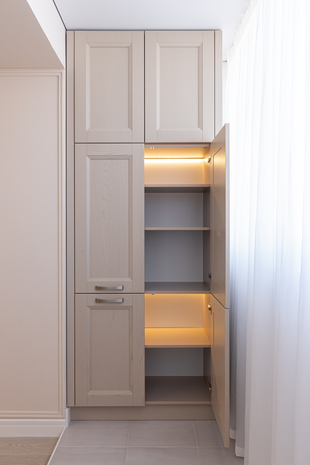 Реализованный дизайн-проект квартиры 4+ г.Тюмень