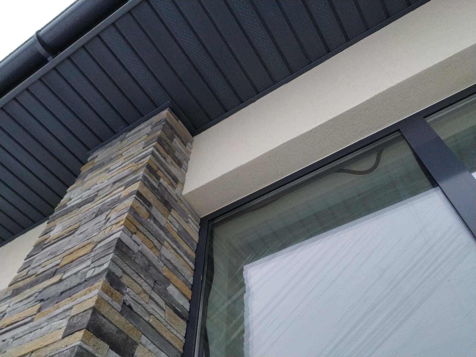 Небольшой одноэтажный дом из кирпича, утепление фасада пенопластом 150мм