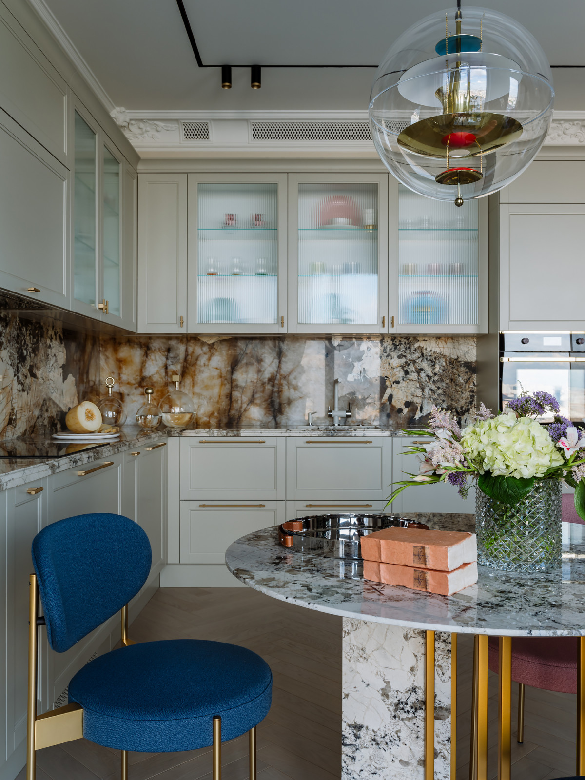 Французская классика в современной интерпретации