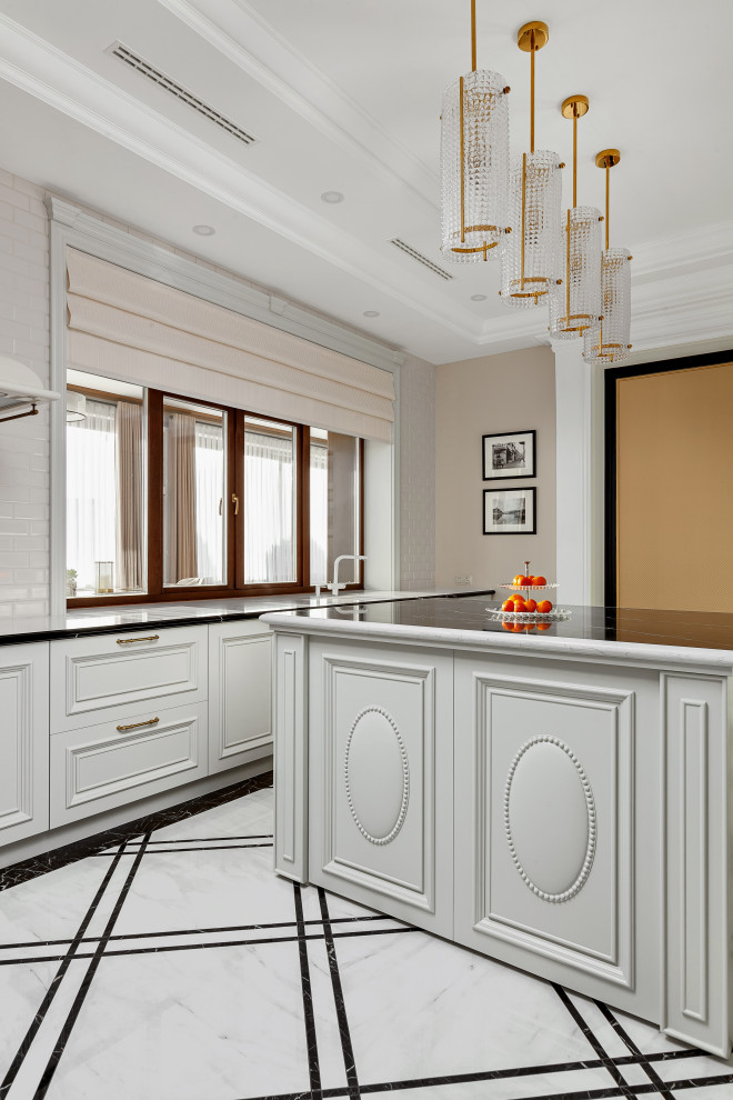 Строительство дома и отделочные работы. Дом на Новой Риге. 700 кв.м.