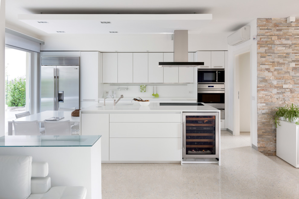 Встраиваемые холодильники в интерьере