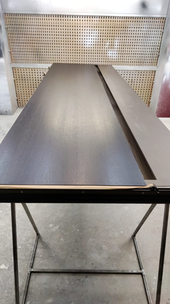 Облицовка двери из натурального шпона дуба