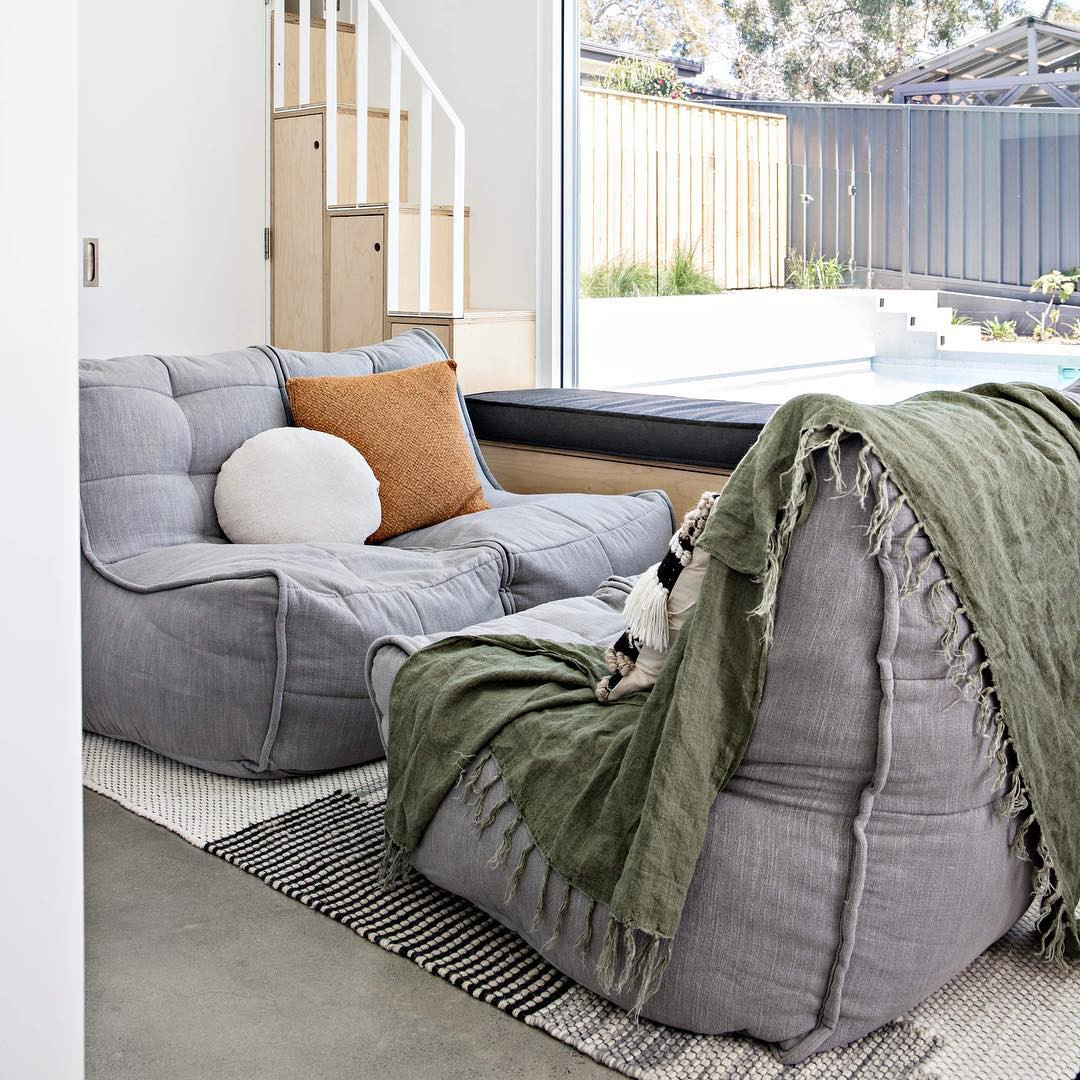 Диван для маленькой гостиной