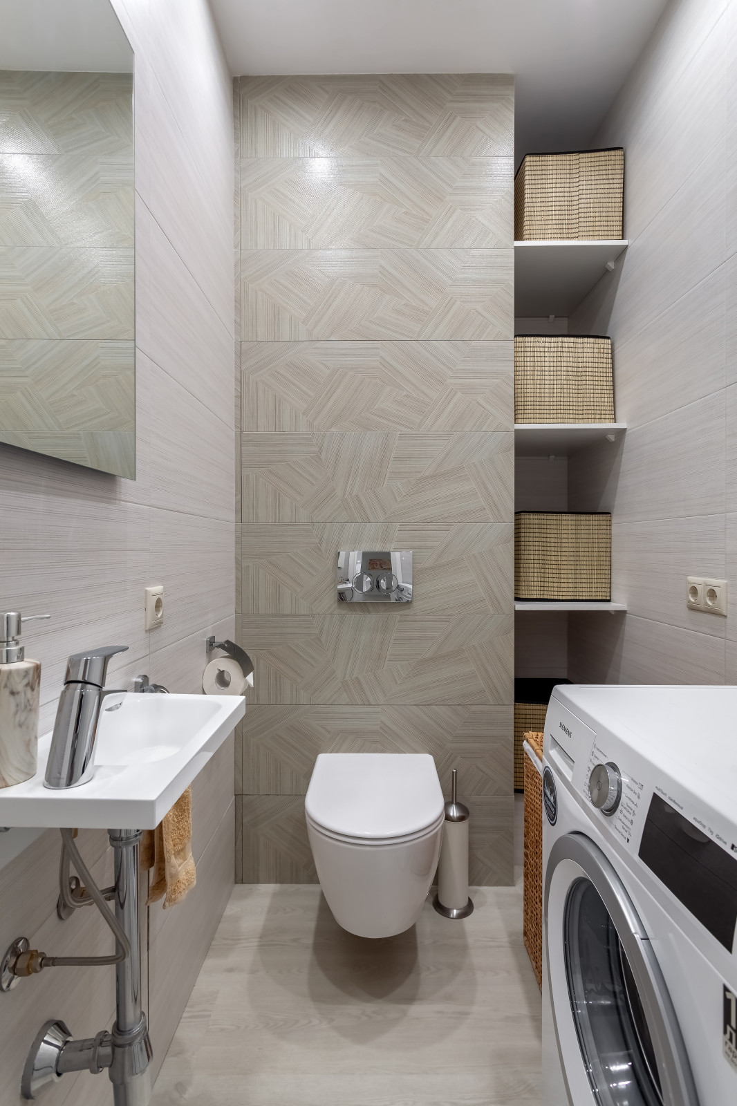 Воздушная квартира с яркими акцентами