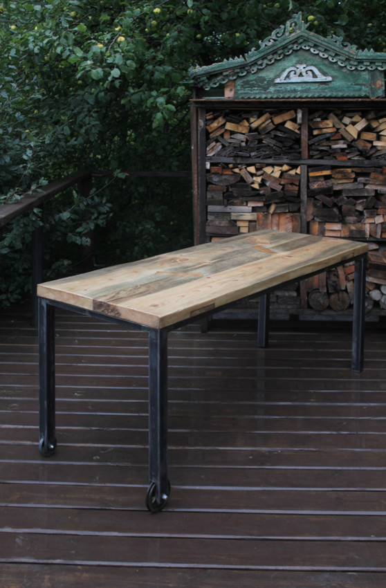 Портрет: Дизайн-лаборатория AUGUST — второе рождение забытых вещей