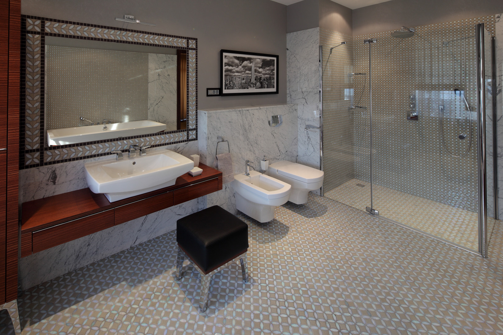 Двухуровневая квартира в Сити