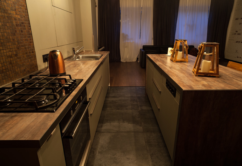 Дом с четырьмя лестницами