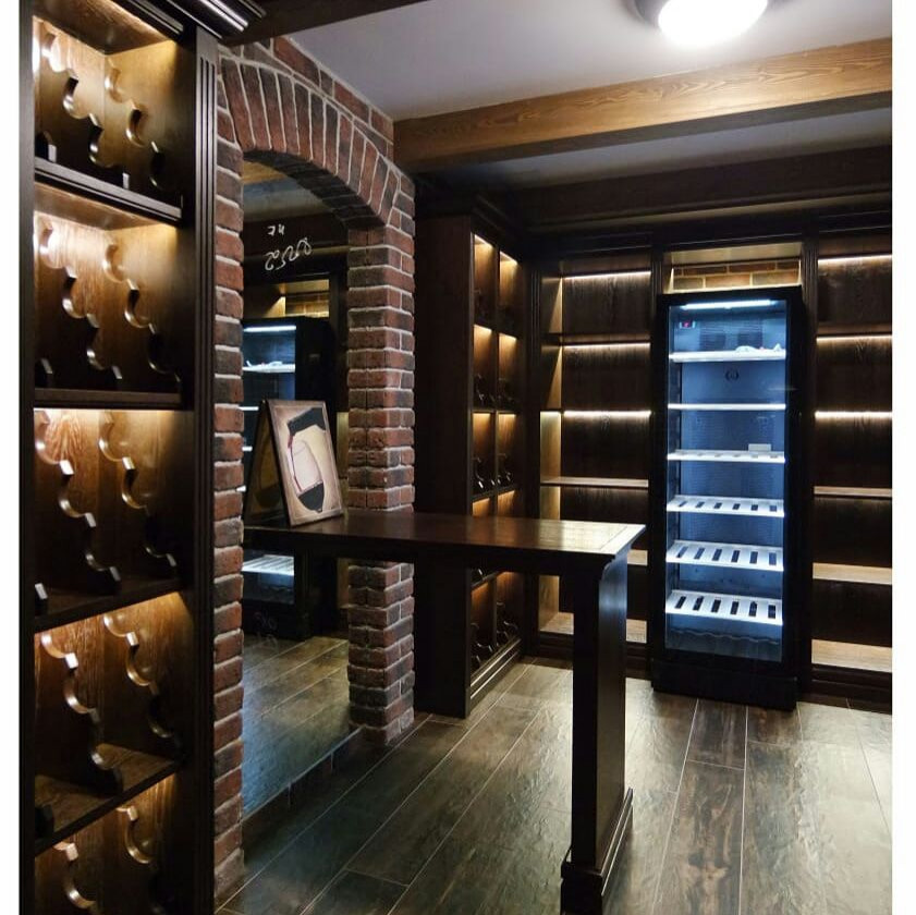 Обложка проекта: Винная комната
