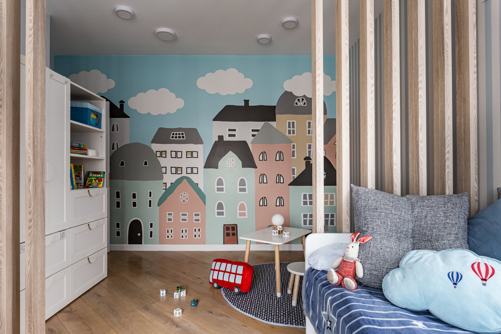 Четырехкомнатная квартира на Варшавской улице