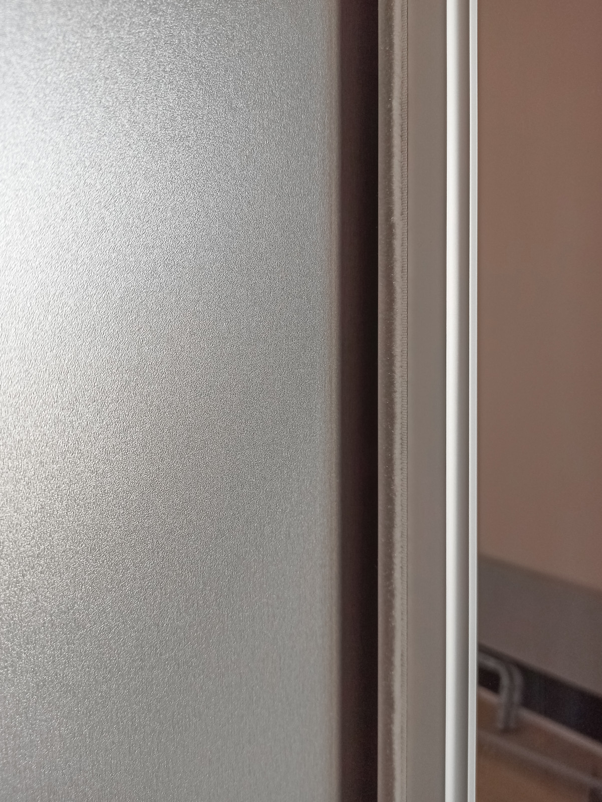 Обложка проекта: Шкаф с раздвижными дверями