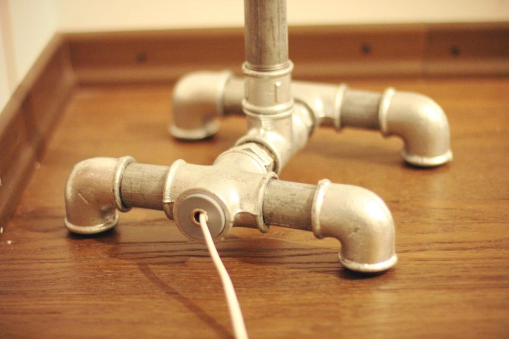 Светильники из водопроводной трубы