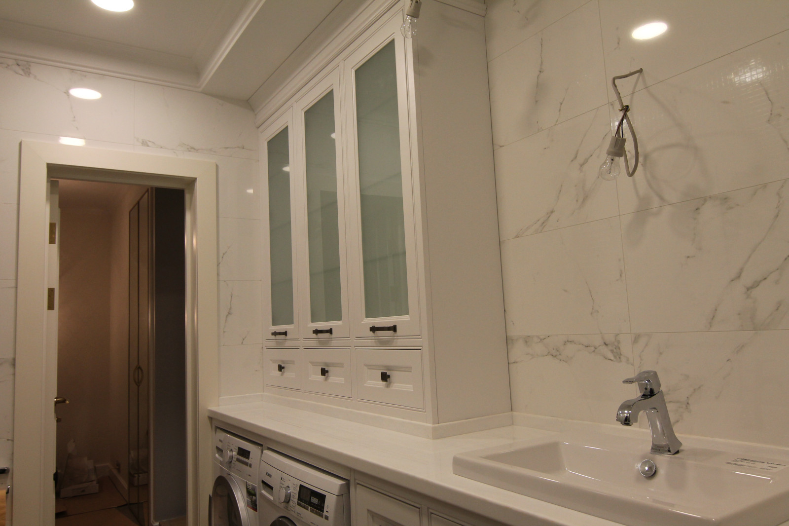 Обложка проекта: Выбираем дверь в ванную комнату