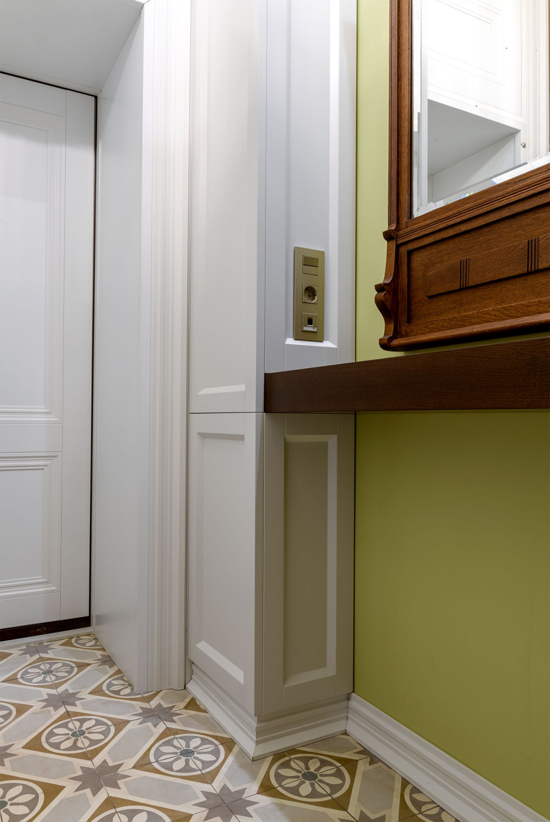 Квартира на набережной р. Москва.