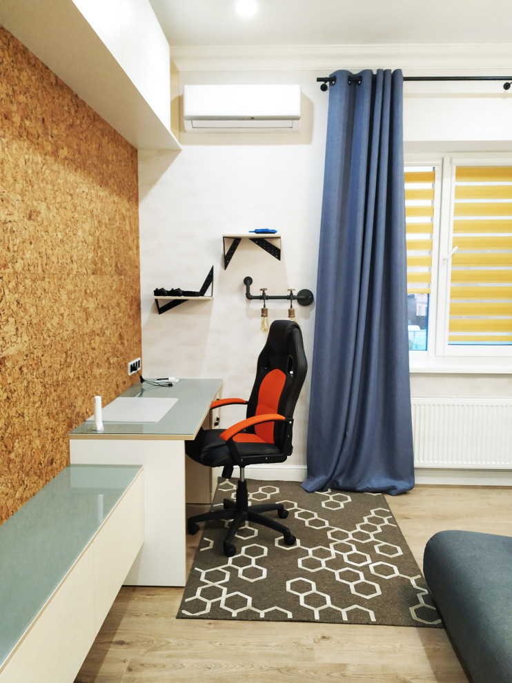 Подростковая комната с элементами лофта