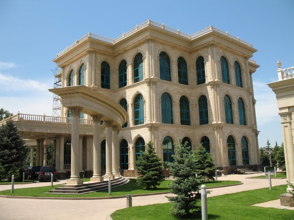 облицовка фасадов травертином из Ирана