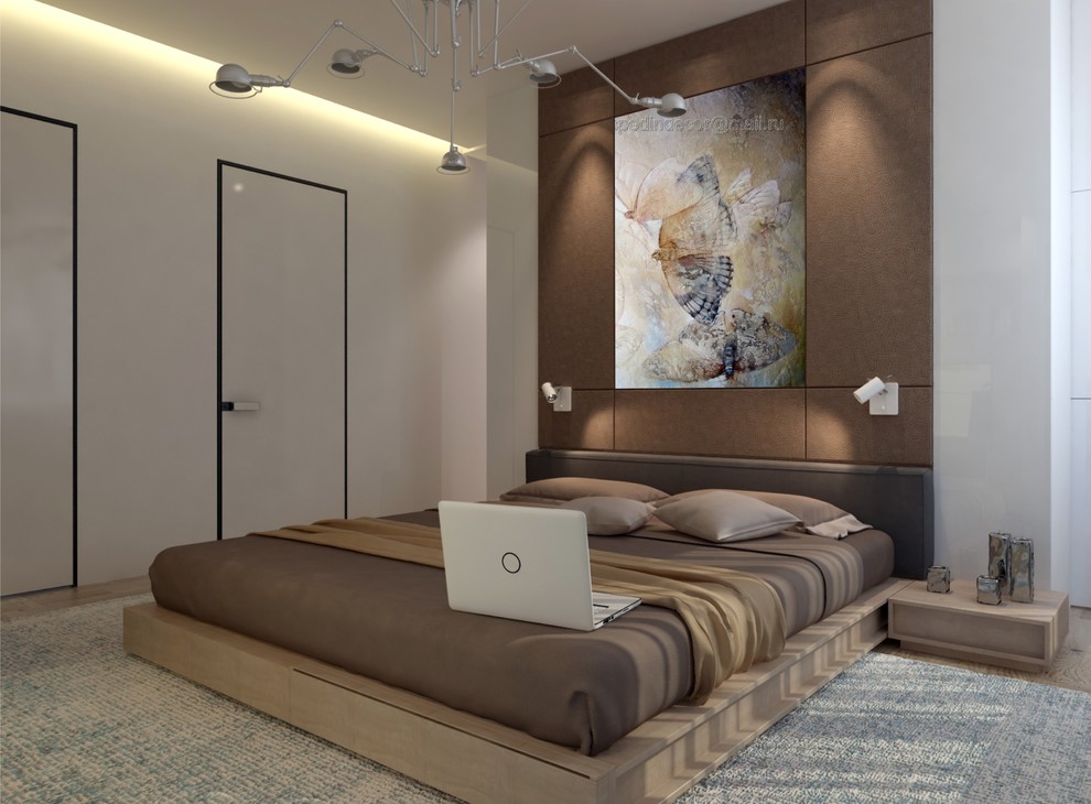 Трехкомнатная на Мосфильмовской г.Москва