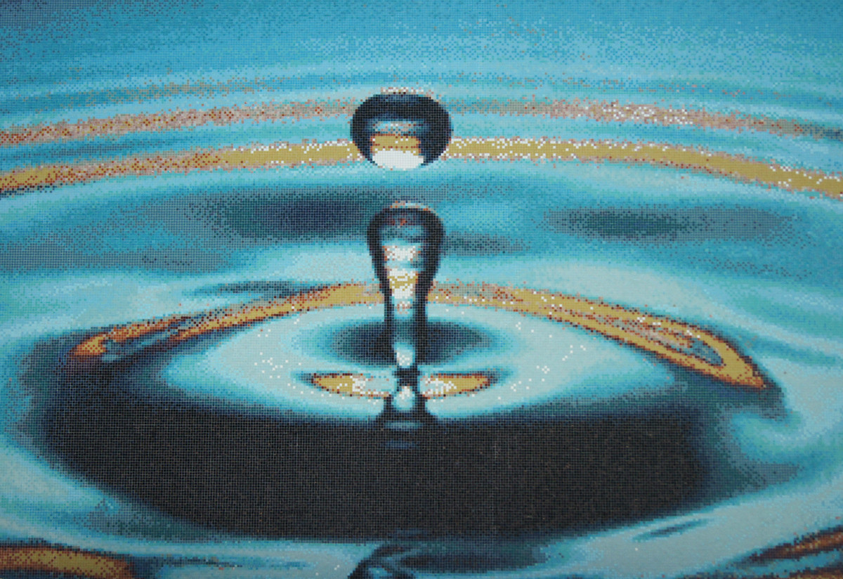 Бассейн с каплей