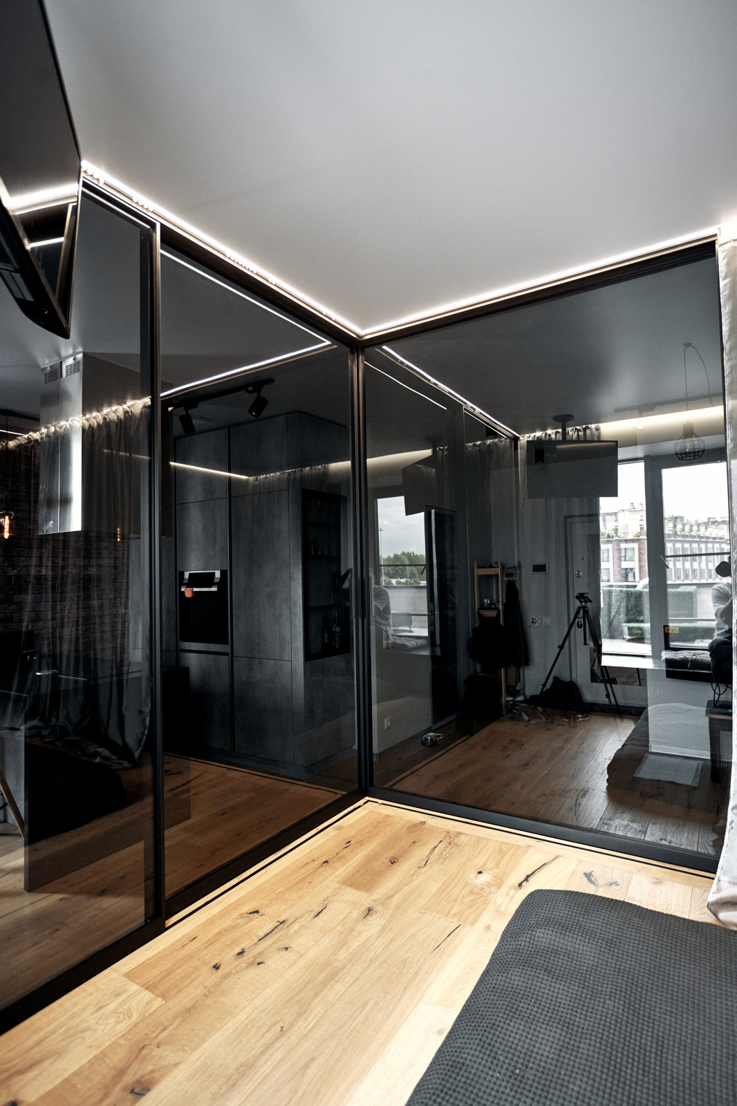 Угловая интерьерная перегородка raumplus