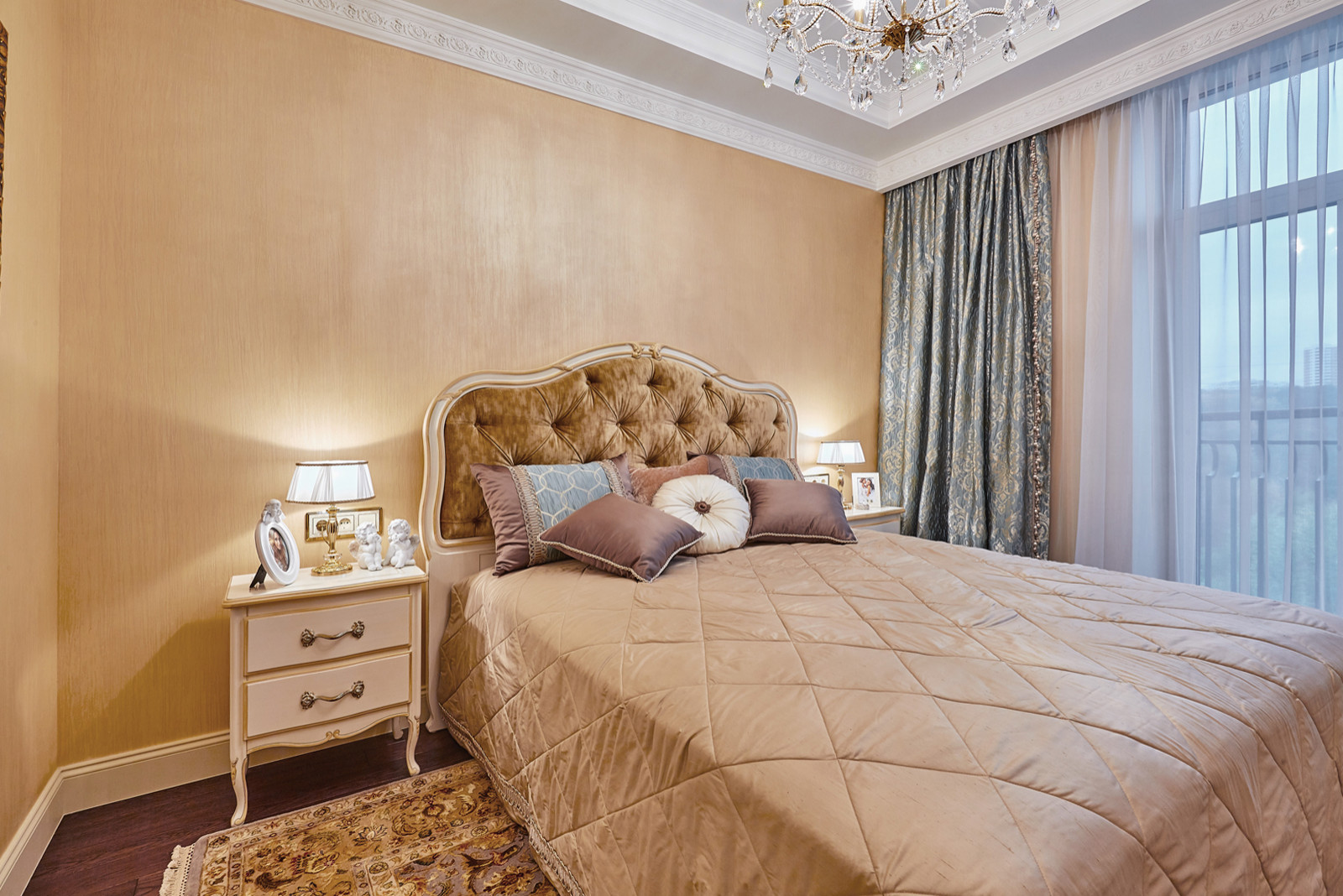 Сливки общества (4-х комн. квартира в ЖК "Золотые ключи")