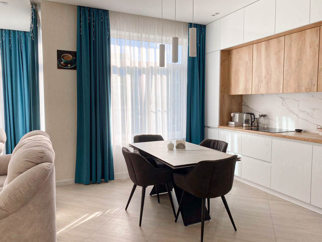 Кухня - столовая