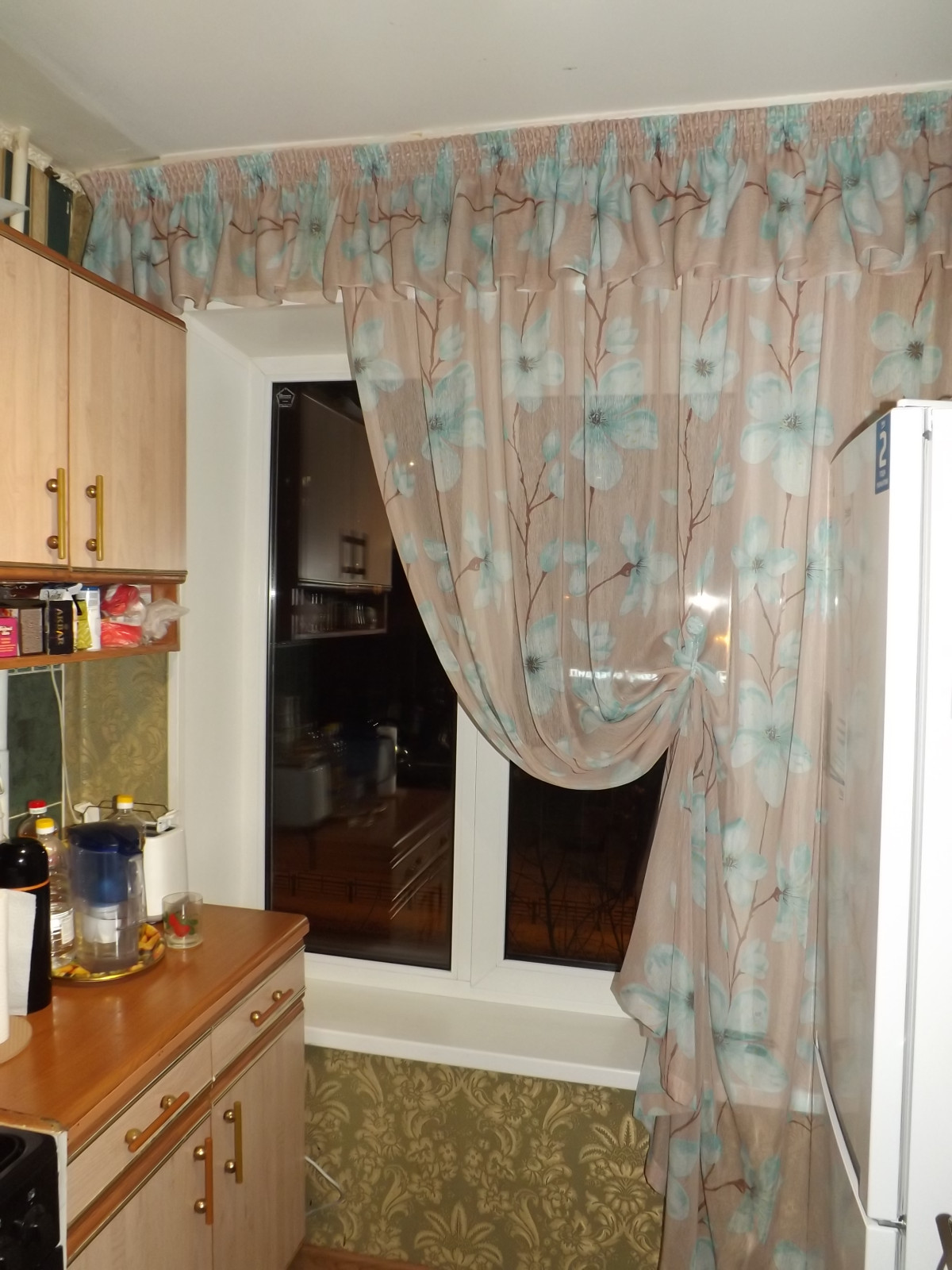Обложка проекта: Шторы для кухни